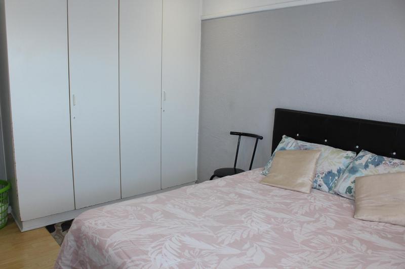 2 Bedroom Property for Sale in Fairfield Estate Western Cape